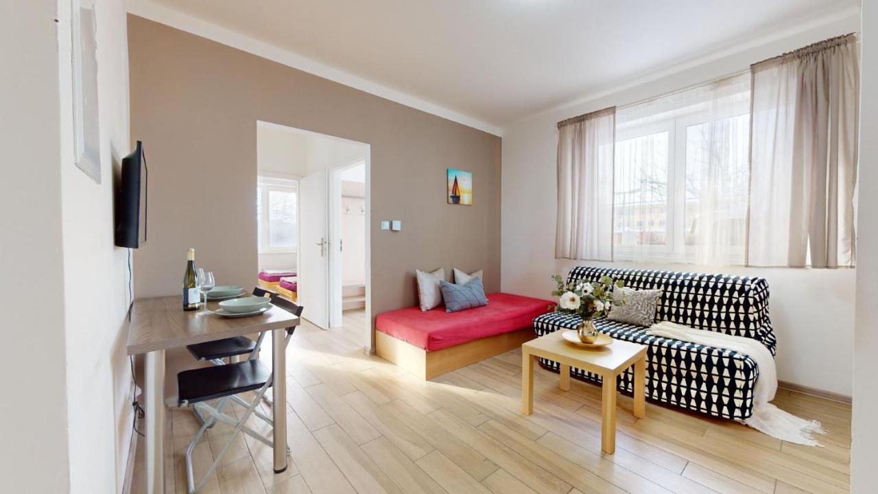 Apartman Dubova Milovice  Bagian luar foto