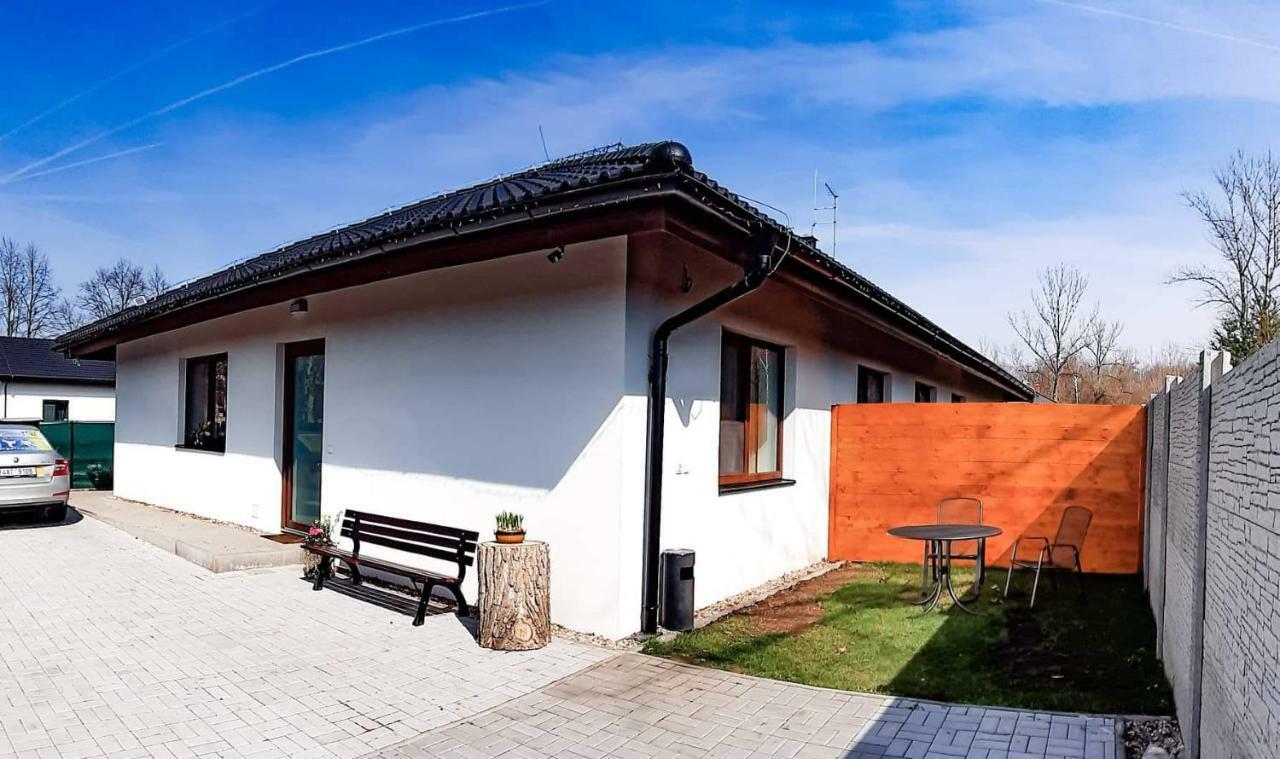 Apartman Dubova Milovice  Bagian luar foto