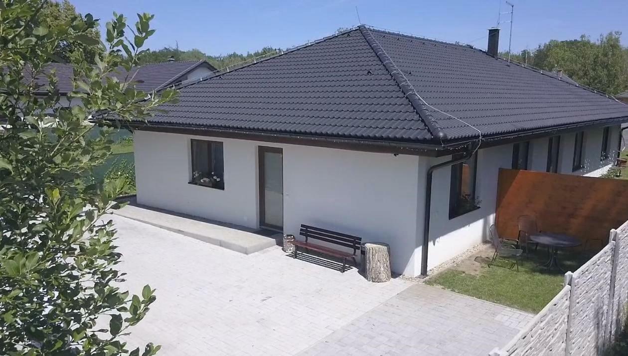 Apartman Dubova Milovice  Bagian luar foto